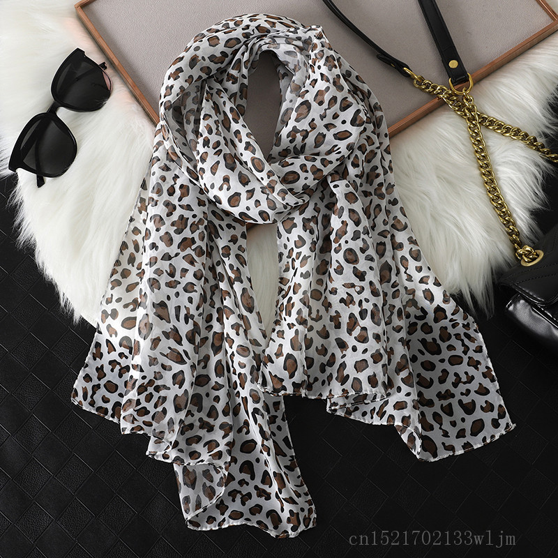 Hijab de gasa con estampado de - Face Scarf Mask reseña y precio